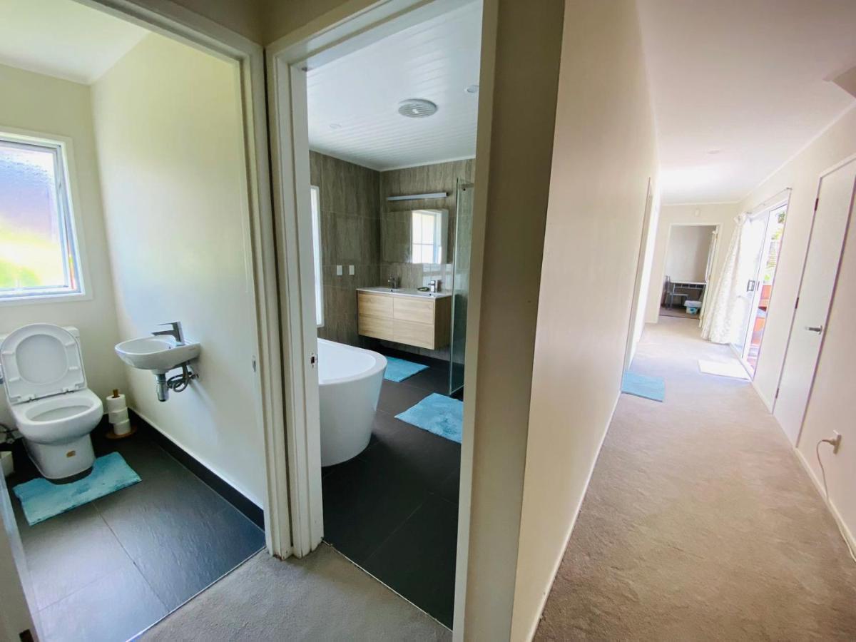 Queenroomsharedbathroom2Aldult-204 (Adults Only) Окленд Экстерьер фото